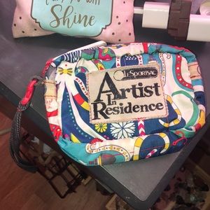 Artist in residence le sportsac